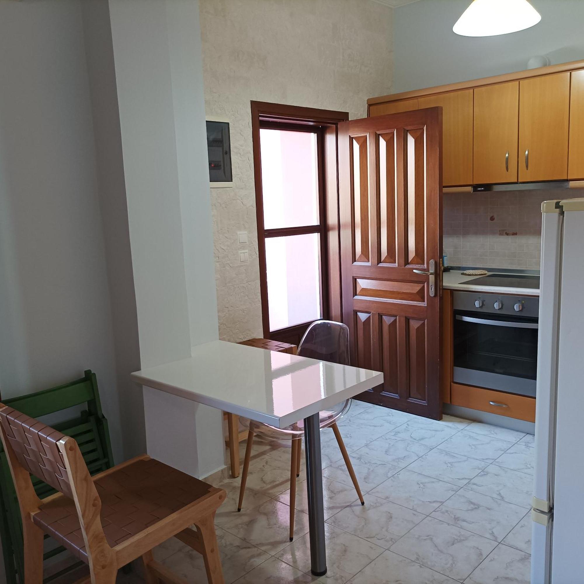 Pedi Breeze Apartment Symi Bagian luar foto